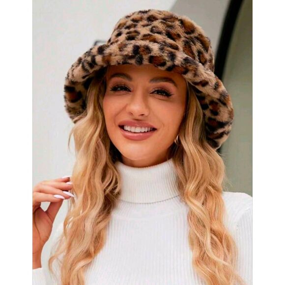 Ladies Fuzzy Leopard Print Bucket Hat - Picture 3 of 5